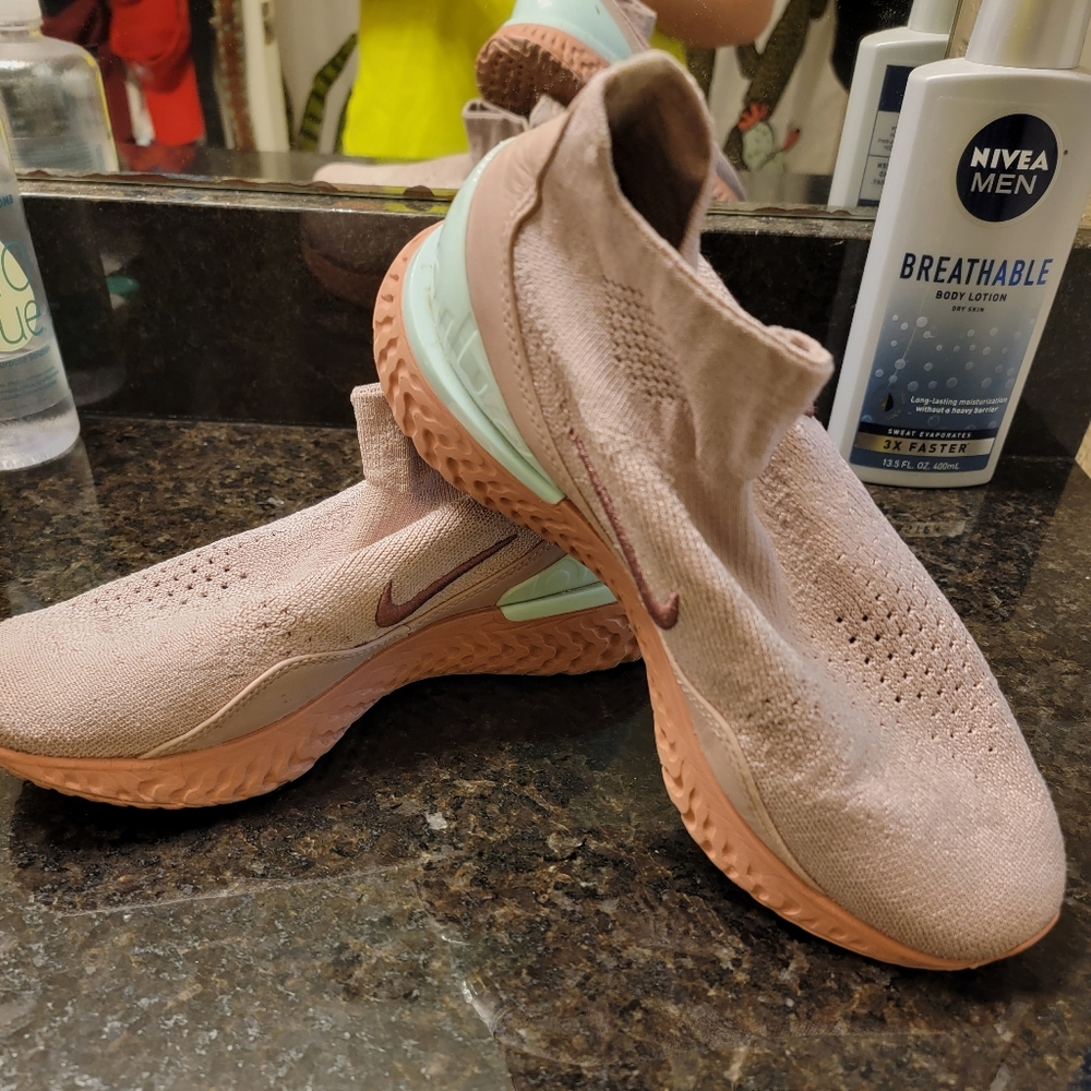 Women's Nike shoes